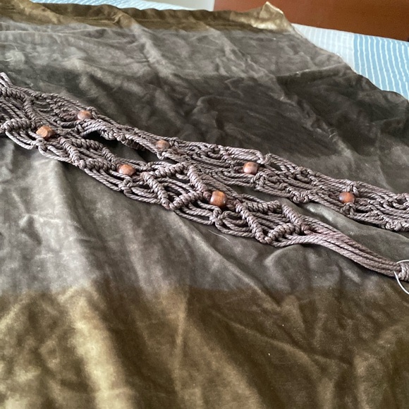 Brown macrame belt with wood beads. New! - Picture 2 of 2